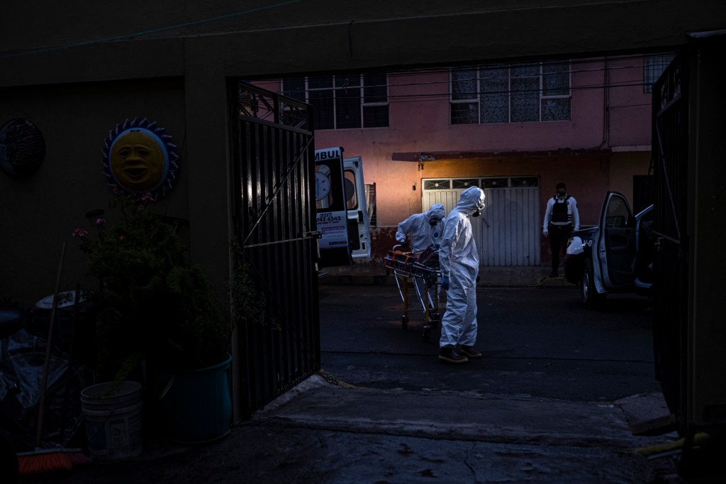 La imagen tiene un atributo ALT vacío; su nombre de archivo es paramedicos2-1-3.jpg